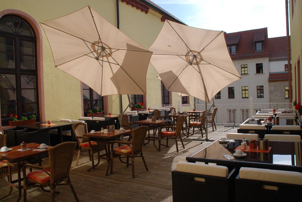 Hotel Goldener Anker Торгау Экстерьер фото