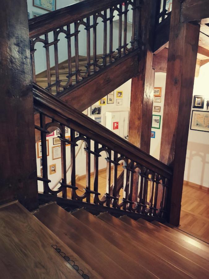 Hotel Goldener Anker Торгау Экстерьер фото